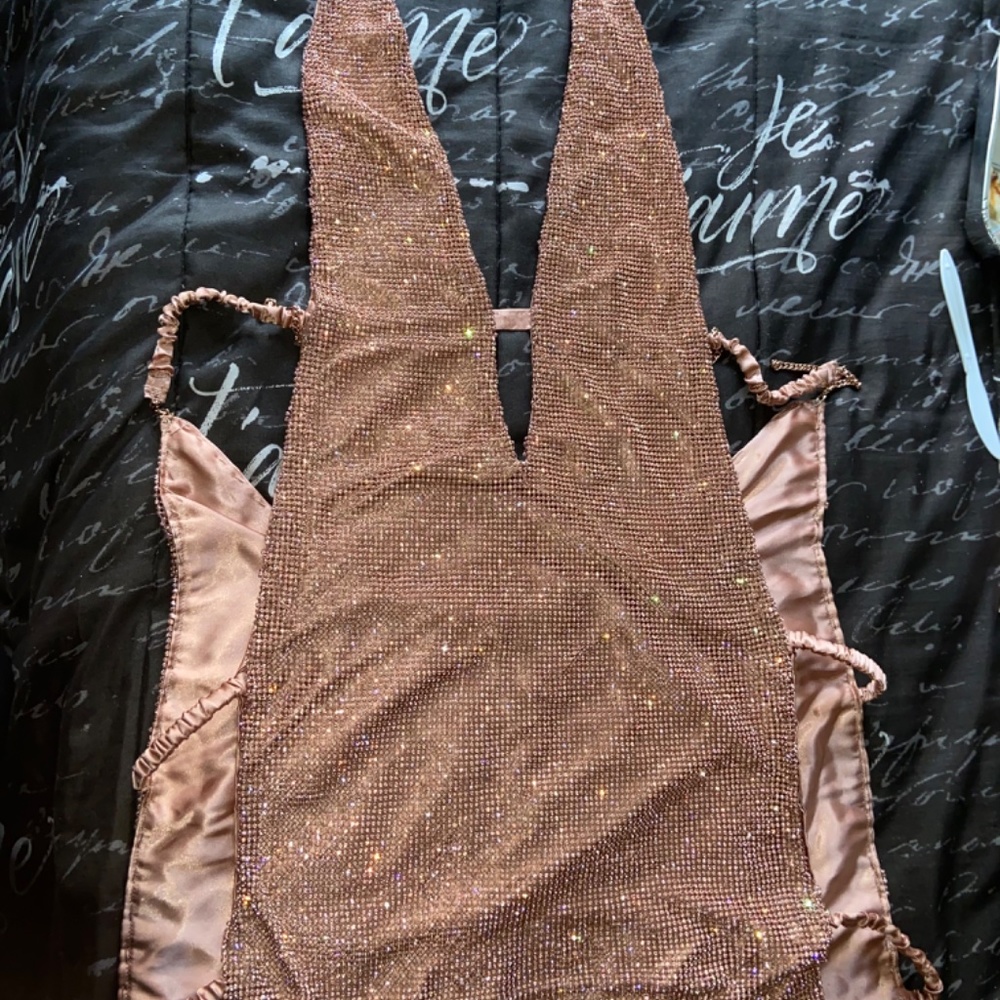 Rose gold dress - Picture 4 of 4